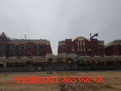 泰安英雄第四山小學(xué)看臺